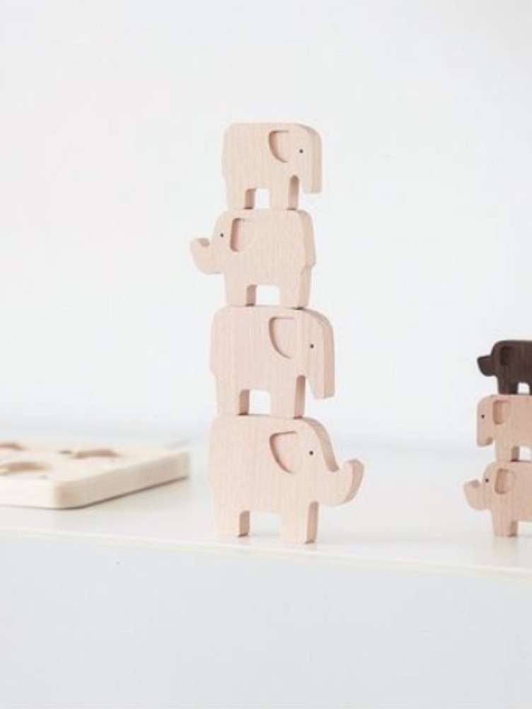 PUZZLE ELEPHANTS