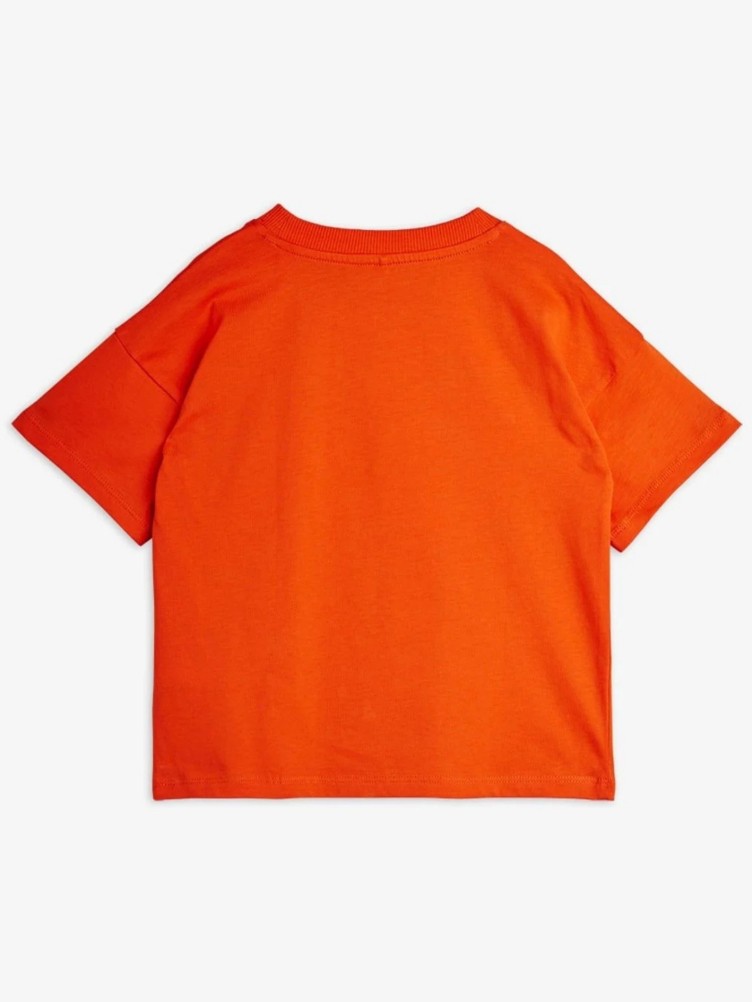 T-SHIRT MIT AUFDRUCK