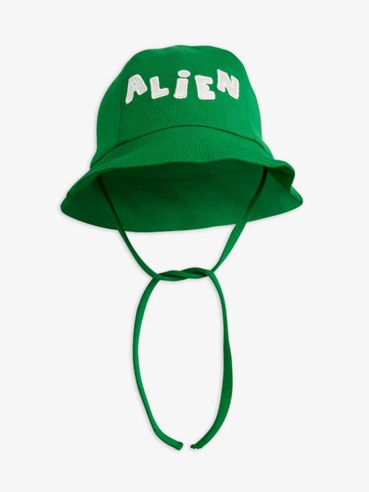 CHAPEAU ALIEN