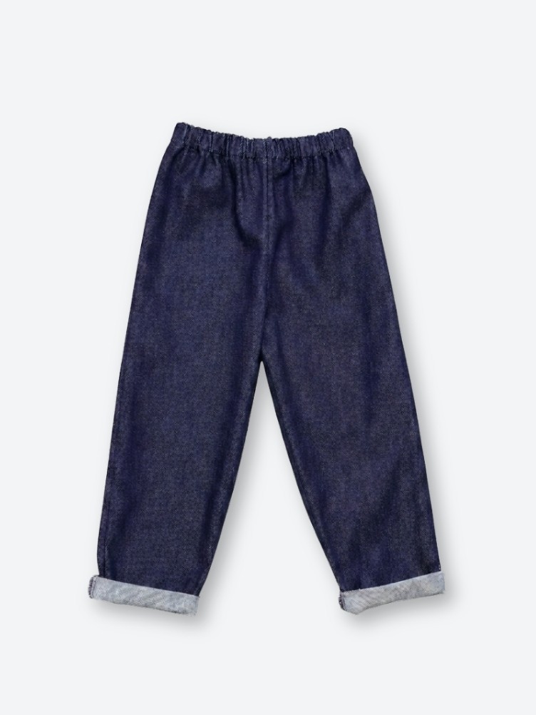 DUNKELBLAUE REGULAR-JEANS