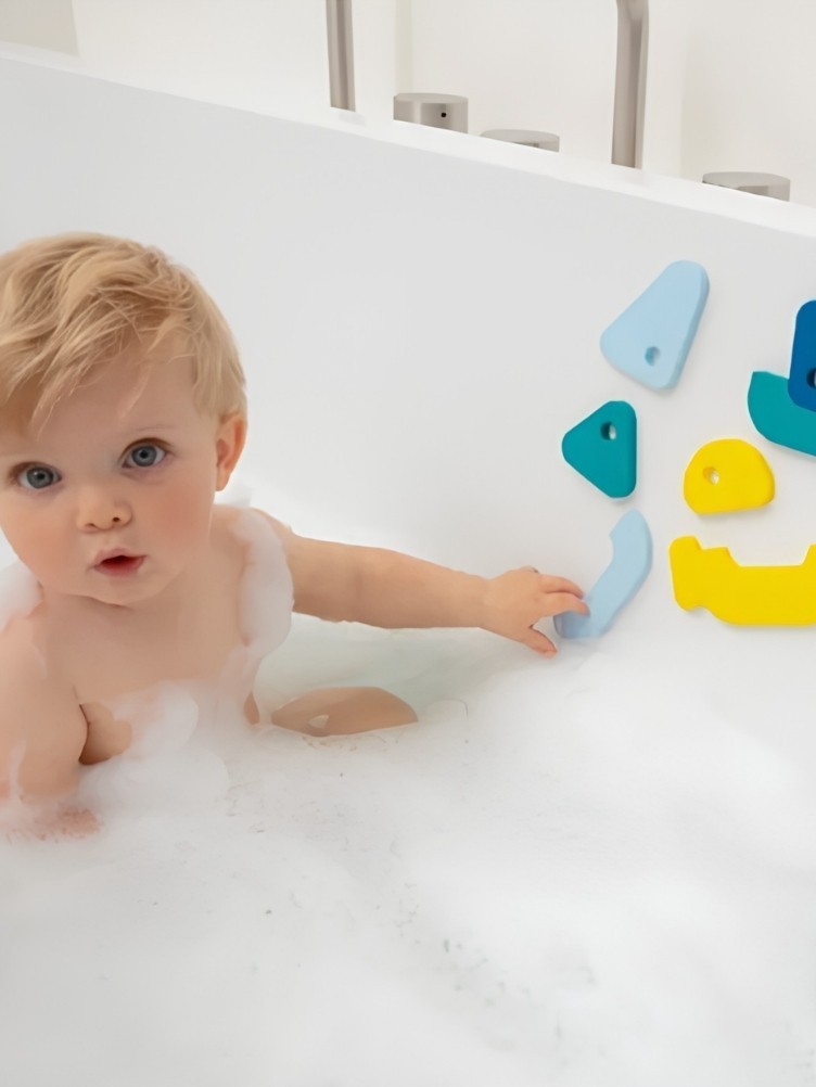 ‘BOATS’ BATH PUZZLE