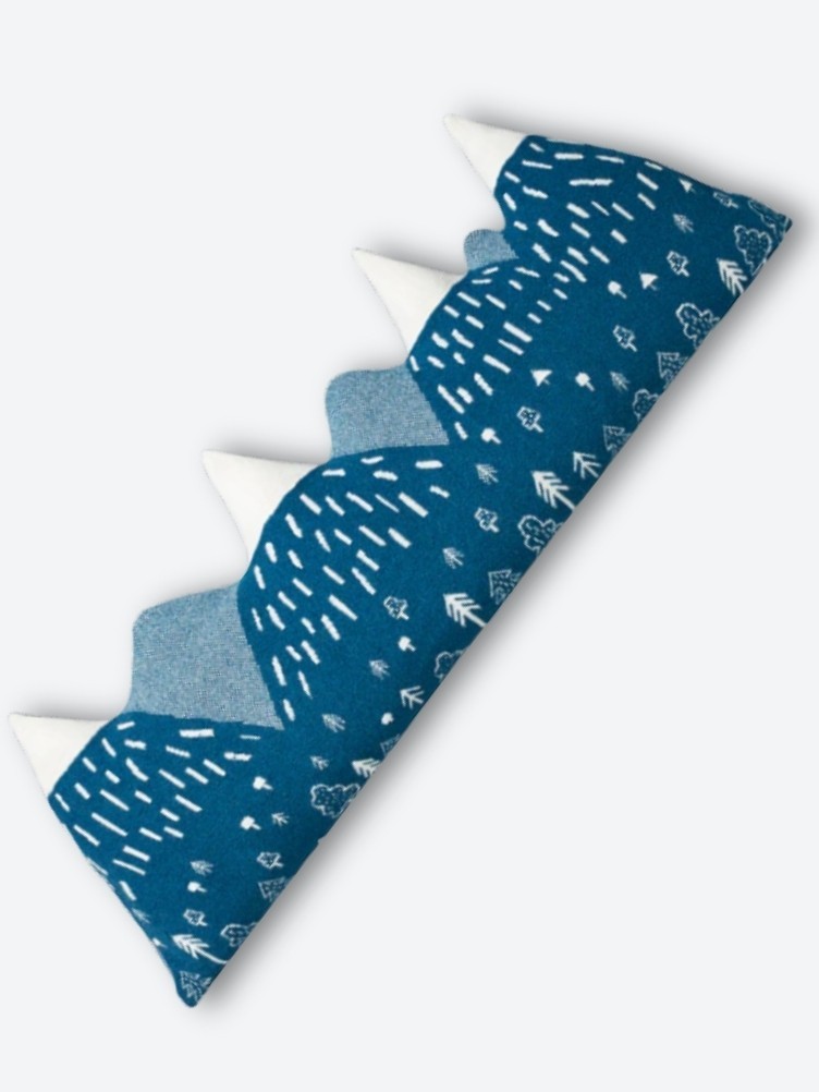 XL MOUNTAIN CUSHION
