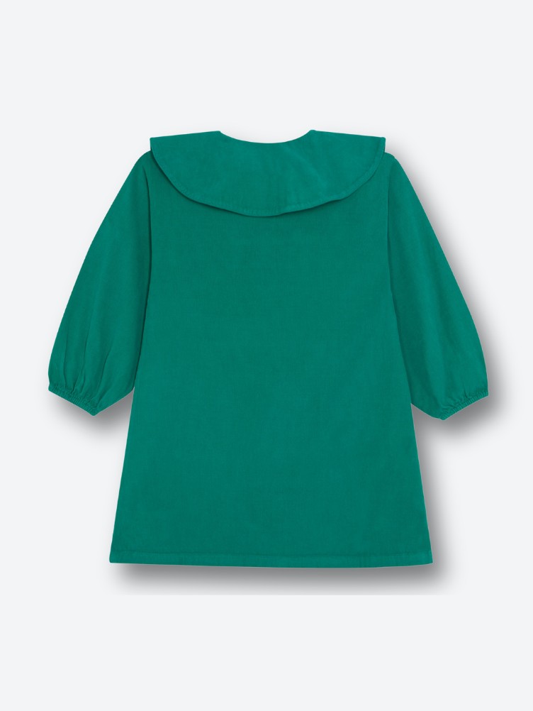 BESTICKTES KLEID